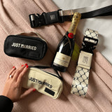 Lifestyle The Belt Buddy // Just Married in Jet