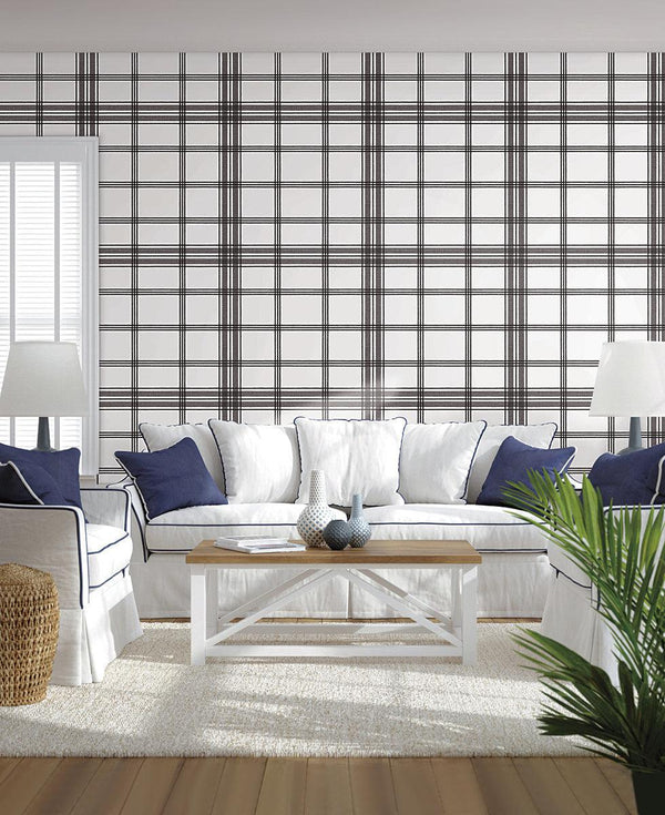 Wallpaper Charter Plaid Wallpaper // Black
