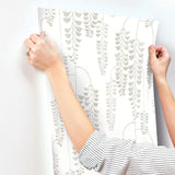 Wallpaper Deco Wisteria Wallpaper // White & Cream
