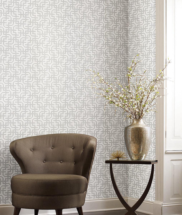 Wallpaper Dynastic Lattice Wallpaper // White 