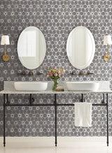 Wallpaper Everlasting Wallpaper // White & Silver