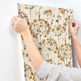 Wallpaper Flourish Wallpaper // Cream & Gold Metallic