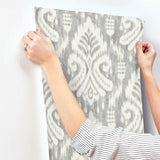 Wallpaper Hawthorne Ikat Wallpaper // Grey
