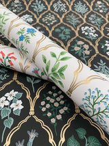 Wallpaper Hawthorne Wallpaper // Black & Cream