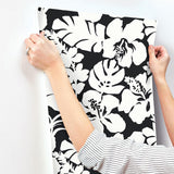 Wallpaper Hibiscus Arboretum Wallpaper // Black