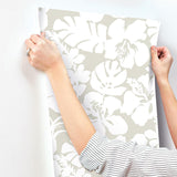 Wallpaper Hibiscus Arboretum Wallpaper // Cream