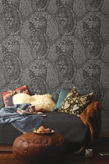 Wallpaper Kashmir Dreams Paisley Wallpaper // Black