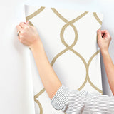 Wallpaper Laurel Leaf Ogee Wallpaper // Gold
