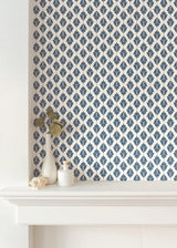 Wallpaper Leaflet Wallpaper // Navy