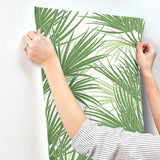 Wallpaper Palmetto Wallpaper // Green