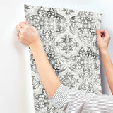 Wallpaper Quartet Wallpaper // White & Black