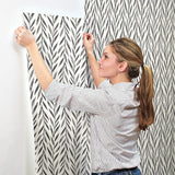 Wallpaper Willow Wallpaper // Black