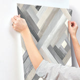 Wallpaper Wynwood Geometric Wallpaper // Grey