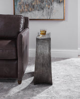 Accent Table Valira Modern Accent Table 