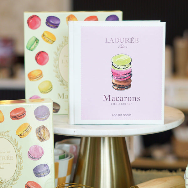 Coffee Table Books Laduree // Macarons The Recipes 