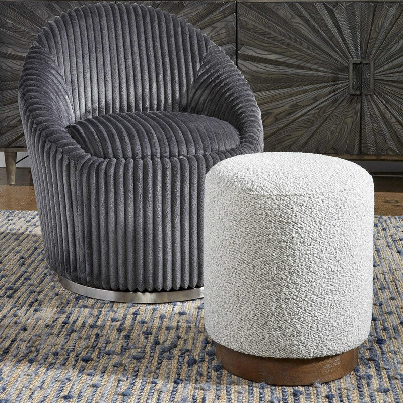 Furniture Avila Ottoman // Grey Boucle 
