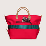 Lifestyle The Canvas Go-Tote // Poppy 