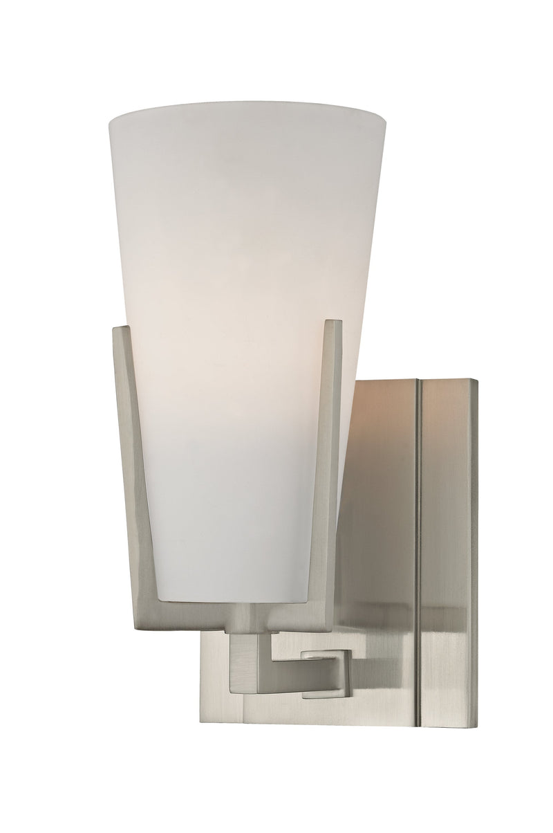 Lighting - Bath And Vanity Upton 1 Light Bath Bracket // Satin Nickel 