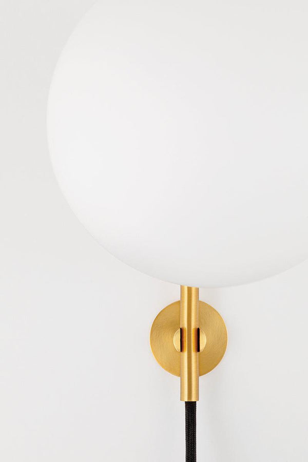 Lighting - Wall Sconce Gina 1 Light Wall Sconce with Plug // Aged Brass 