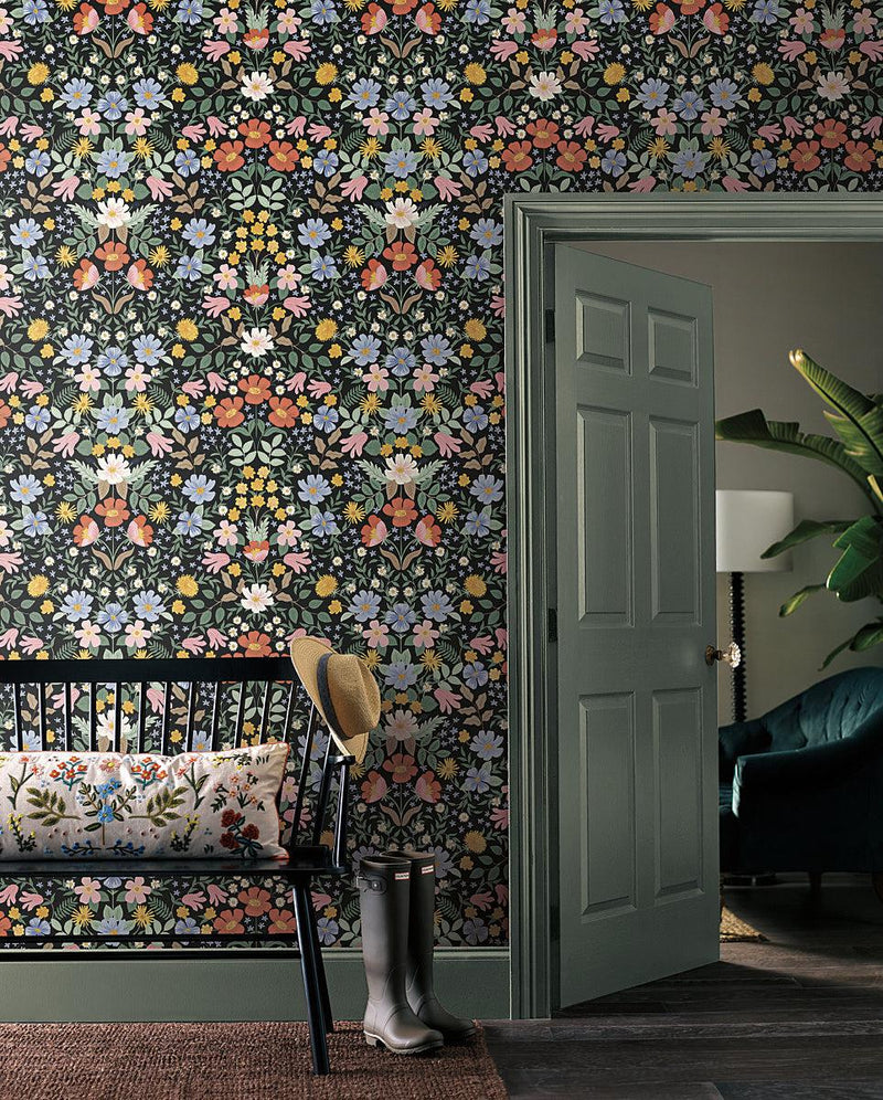 Wallpaper Bramble Garden Peel & Stick Wallpaper // Black 