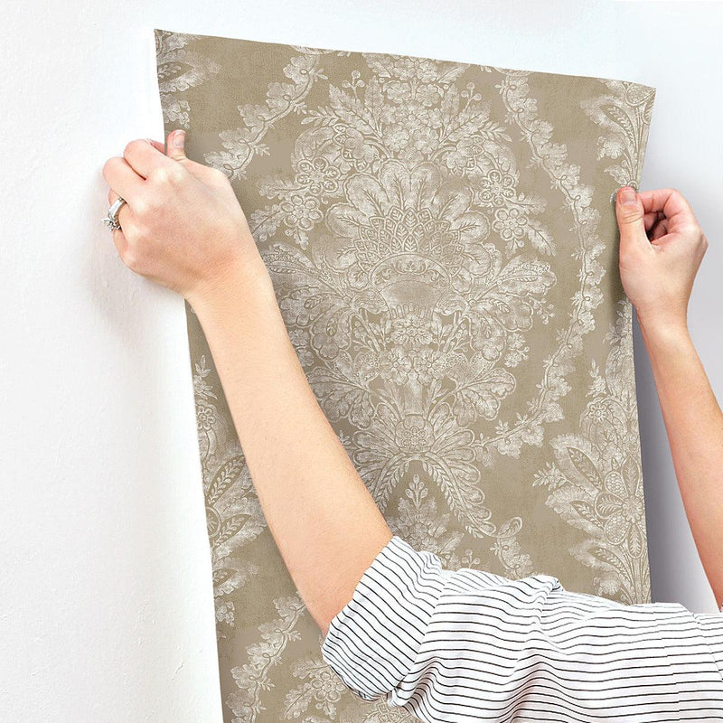 Wallpaper Charleston Damask Wallpaper // Bronze 