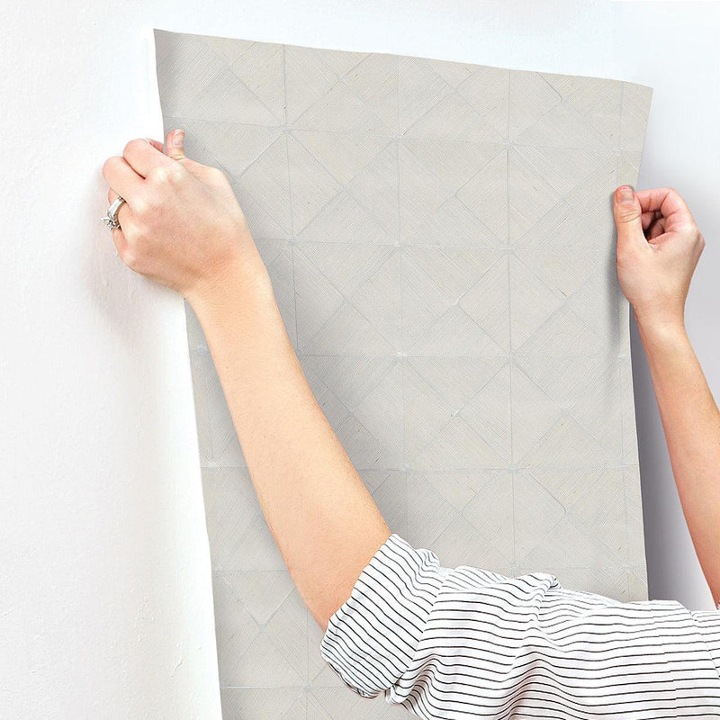 Wallpaper Dazzling Diamond Sisal Grasscloth Wallpaper // Silver 