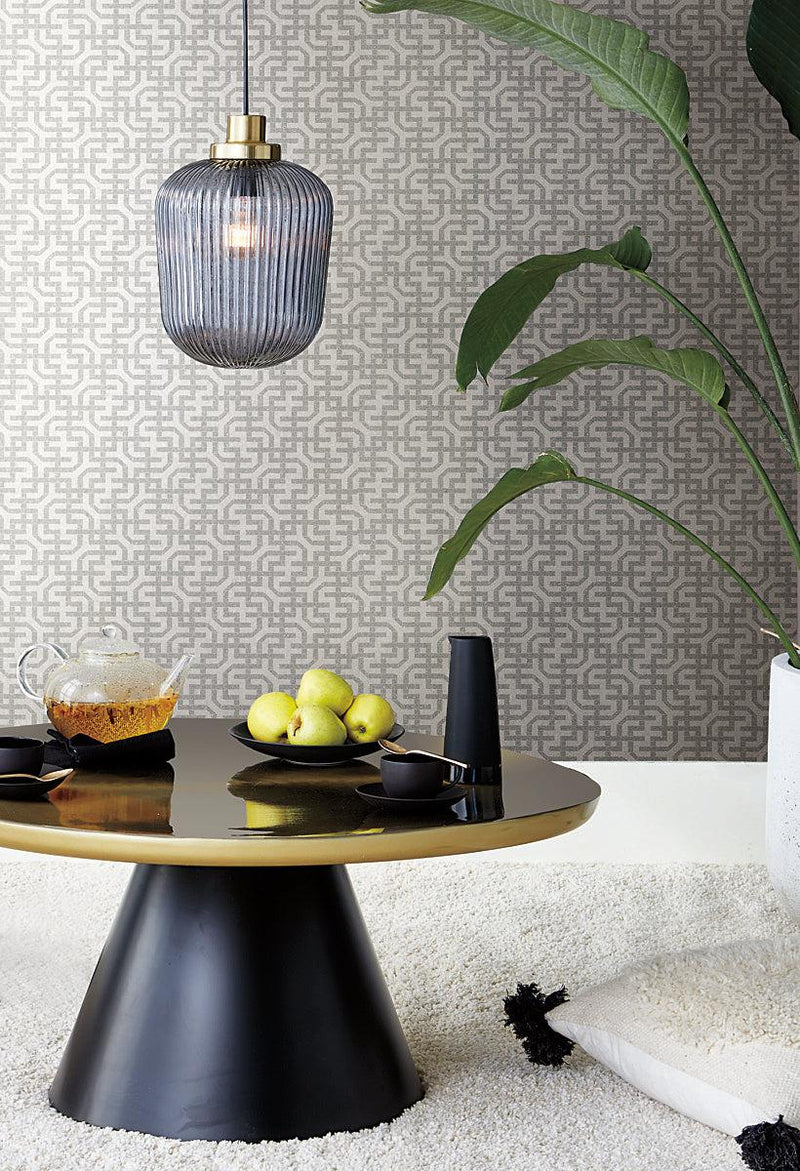 Wallpaper Dynastic Lattice Wallpaper // White 