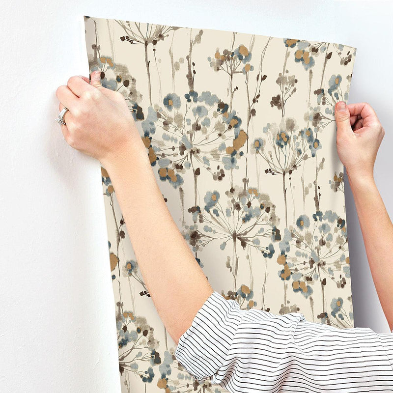 Wallpaper Flourish Wallpaper // Teal 