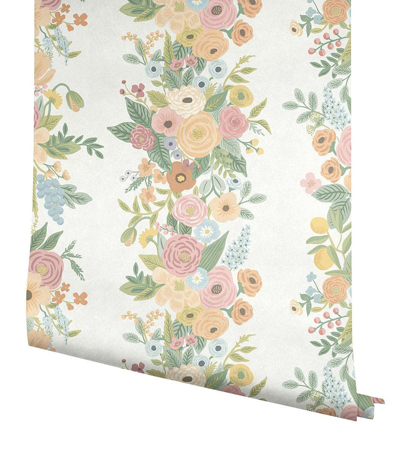 Wallpaper Garden Party Trellis Wallpaper // White & Pale Pink 