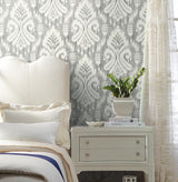Wallpaper Hawthorne Ikat Wallpaper // Grey 