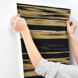 Wallpaper Horizontal Dry Brush Wallpaper // Black & Gold 