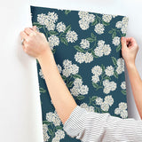 Wallpaper Hydrangea Wallpaper // Blue 