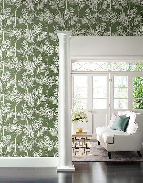 Wallpaper King Palm Silhouette Wallpaper // Green 