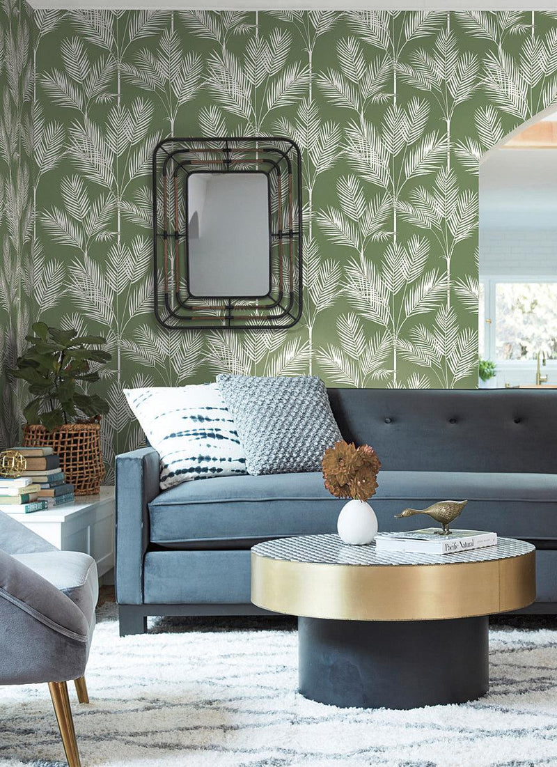Wallpaper King Palm Silhouette Wallpaper // Green 