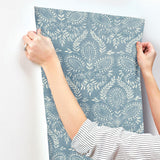 Wallpaper Laurel Damask Wallpaper // Blue 