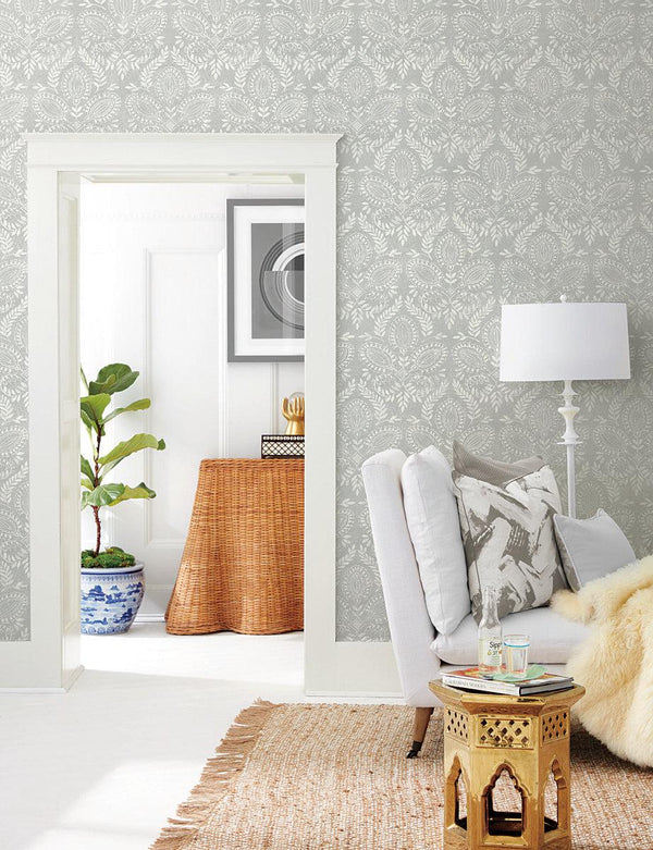 Wallpaper Laurel Damask Wallpaper // Grey 