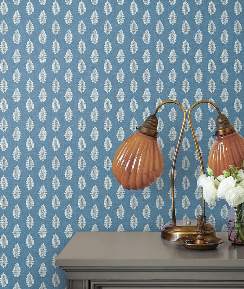 Wallpaper Leaf Pendant Wallpaper // Blue 