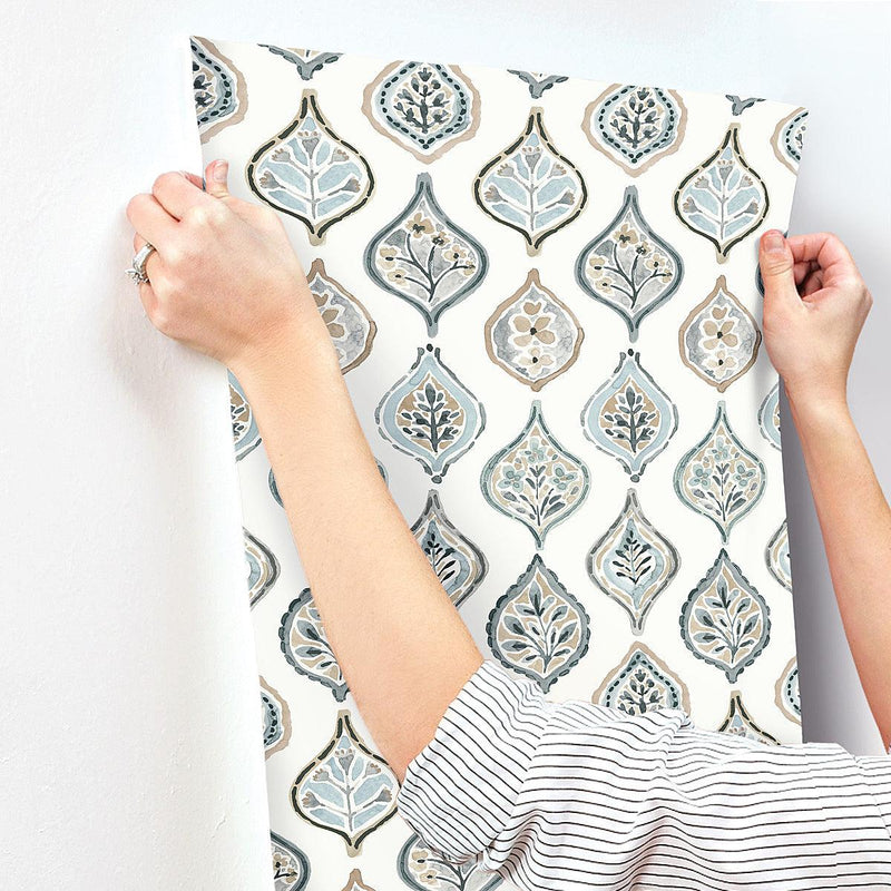 Wallpaper Marketplace Motif Wallpaper // White & Neutral 