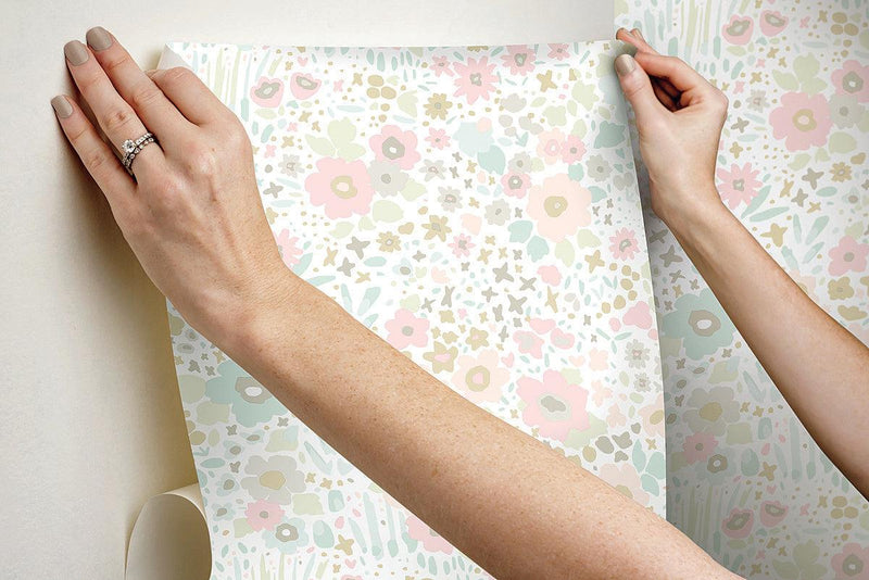 Wallpaper Posey Sidewall Peel & Stick Wallpaper // Pastel 