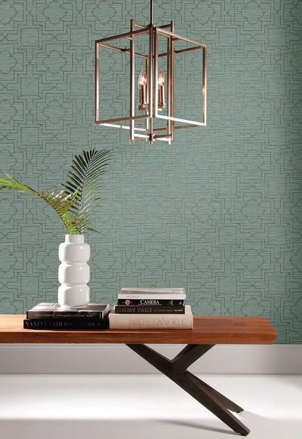 Wallpaper Quatrefoil Trellis Peel & Stick Wallpaper // Blue 