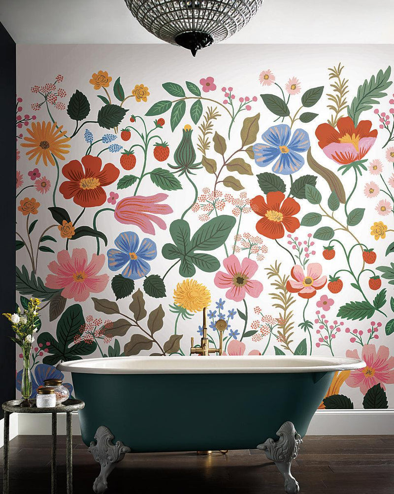 Wallpaper Strawberry Fields Peel & Stick Wall Mural Sample // White & Green 8 x 10 