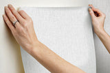Wallpaper Threaded Silk Wallpaper // White 