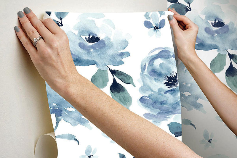Wallpaper Watercolor Blooms Peel & Stick Wallpaper // Blue 