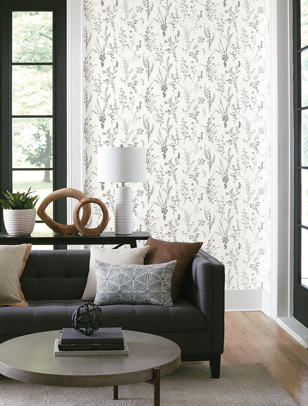 Wallpaper Wildflower Sprigs Wallpaper // Black & White 