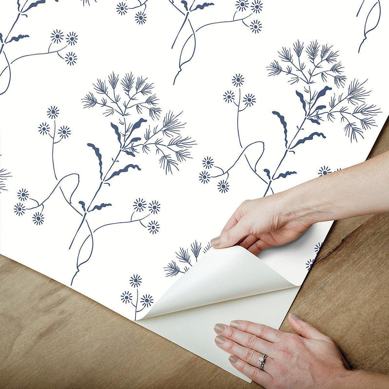 Wallpaper Wildflower Wallpaper // Navy 