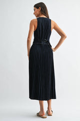  Wren Denim V-Neck Buttoned Vest Pleated Dress 