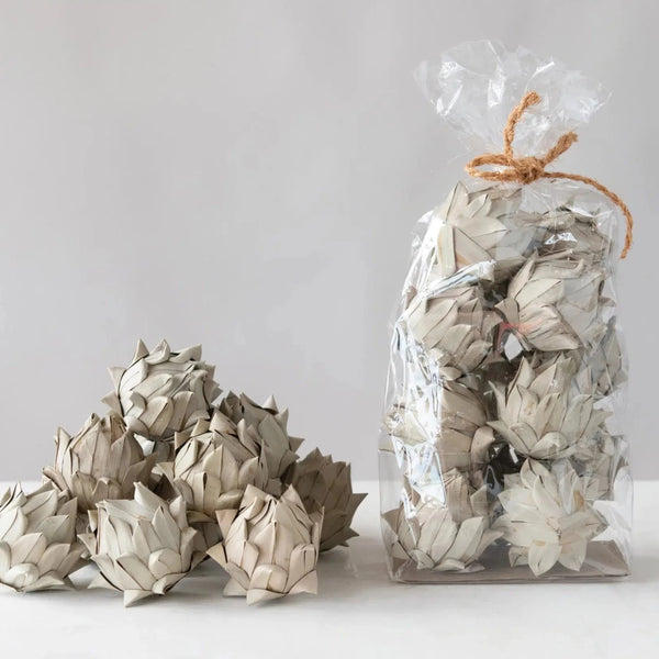 Decorative Object Handmade Dried Palm Leaf Artichokes 